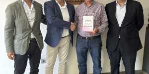 Limpiezas Apeles: Juan Díaz, administrador y gerente.